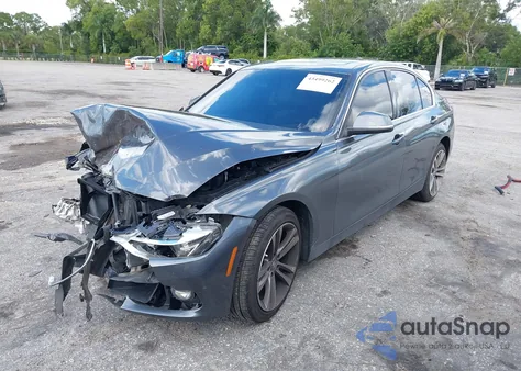 2018 BMW 330I z USA, uszkodzony, nr VIN WBA8B9C56JEE80798
